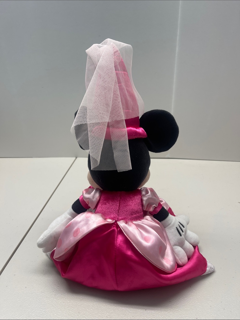 Authentic Disney Park Pink Minnie Mouse Princess Stuffed Plush 14" w/Satin Dress - Picture 3 of 5